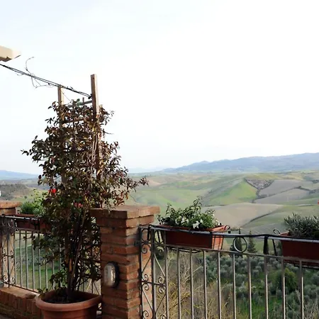 Holiday home Dimora La Terrazza Terricciola