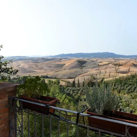 Holiday home Dimora La Terrazza Terricciola